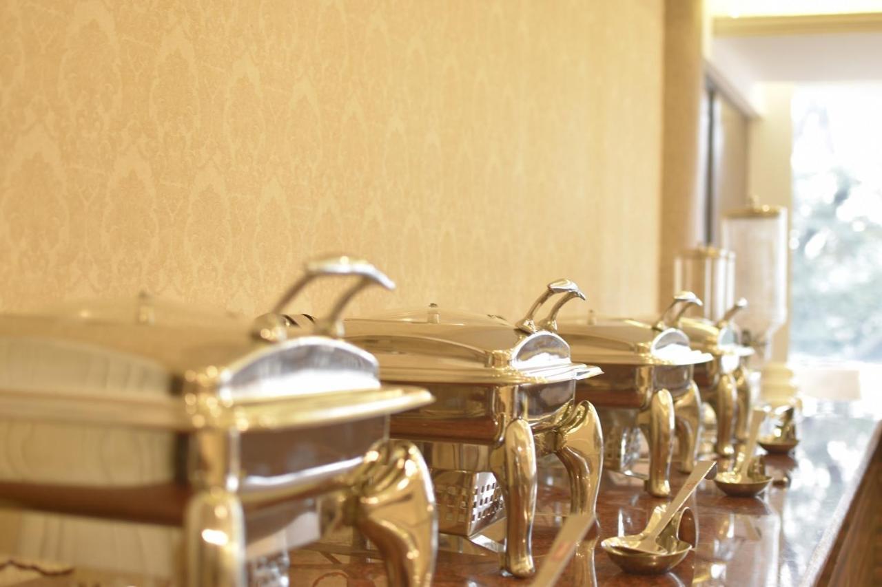 Hotel The Royal Castle Hot And Cold Centralized