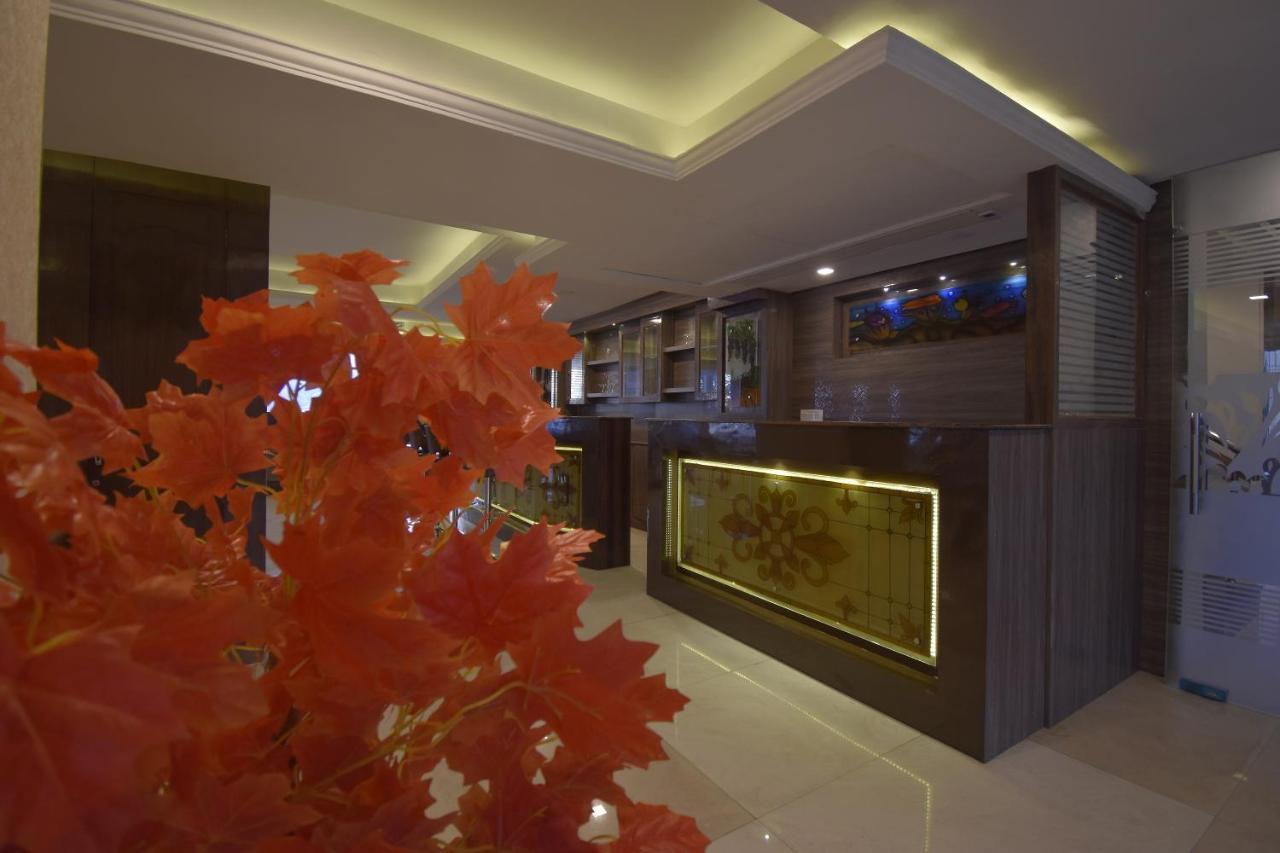 The Royal Castle Hot And Cold Centralized 3* Dharamshala