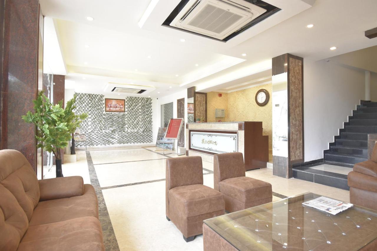 Hotel The Royal Castle Hot And Cold Centralized