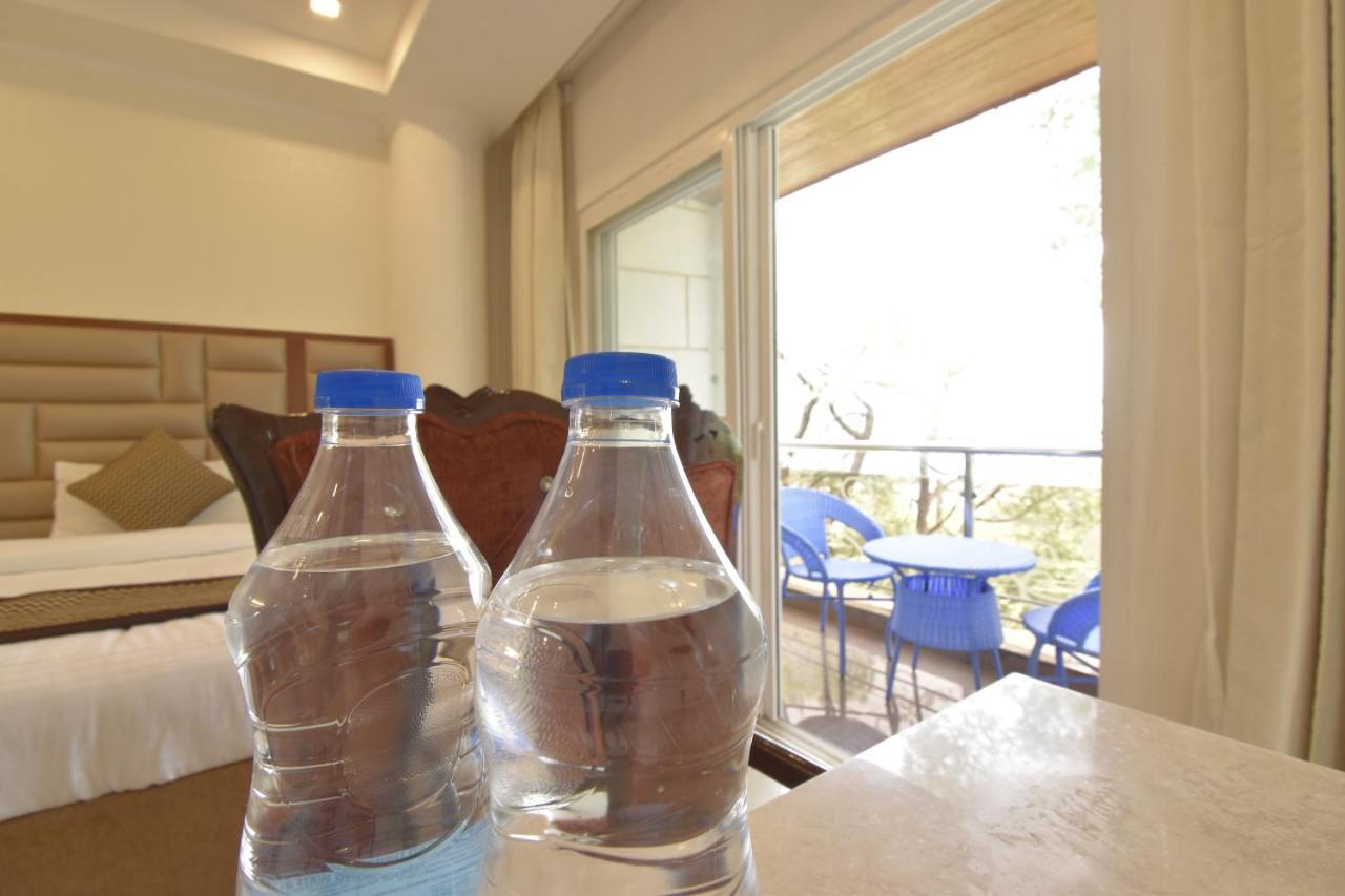 Hotel The Royal Castle Hot And Cold Centralized 3*