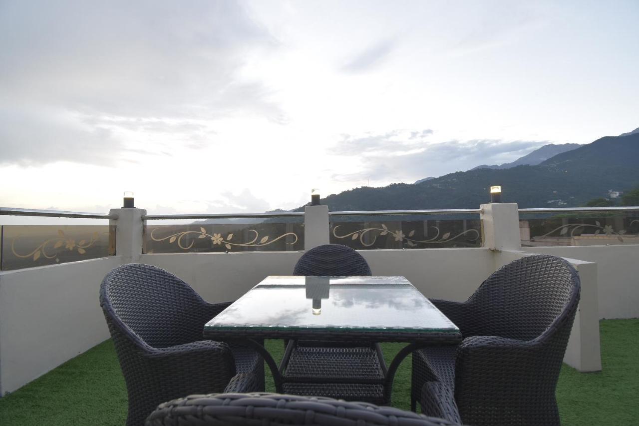 The Royal Castle Hot And Cold Centralized Hotel