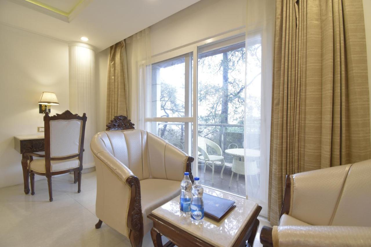 The Royal Castle Hot And Cold Centralized Hotel Dharamshala