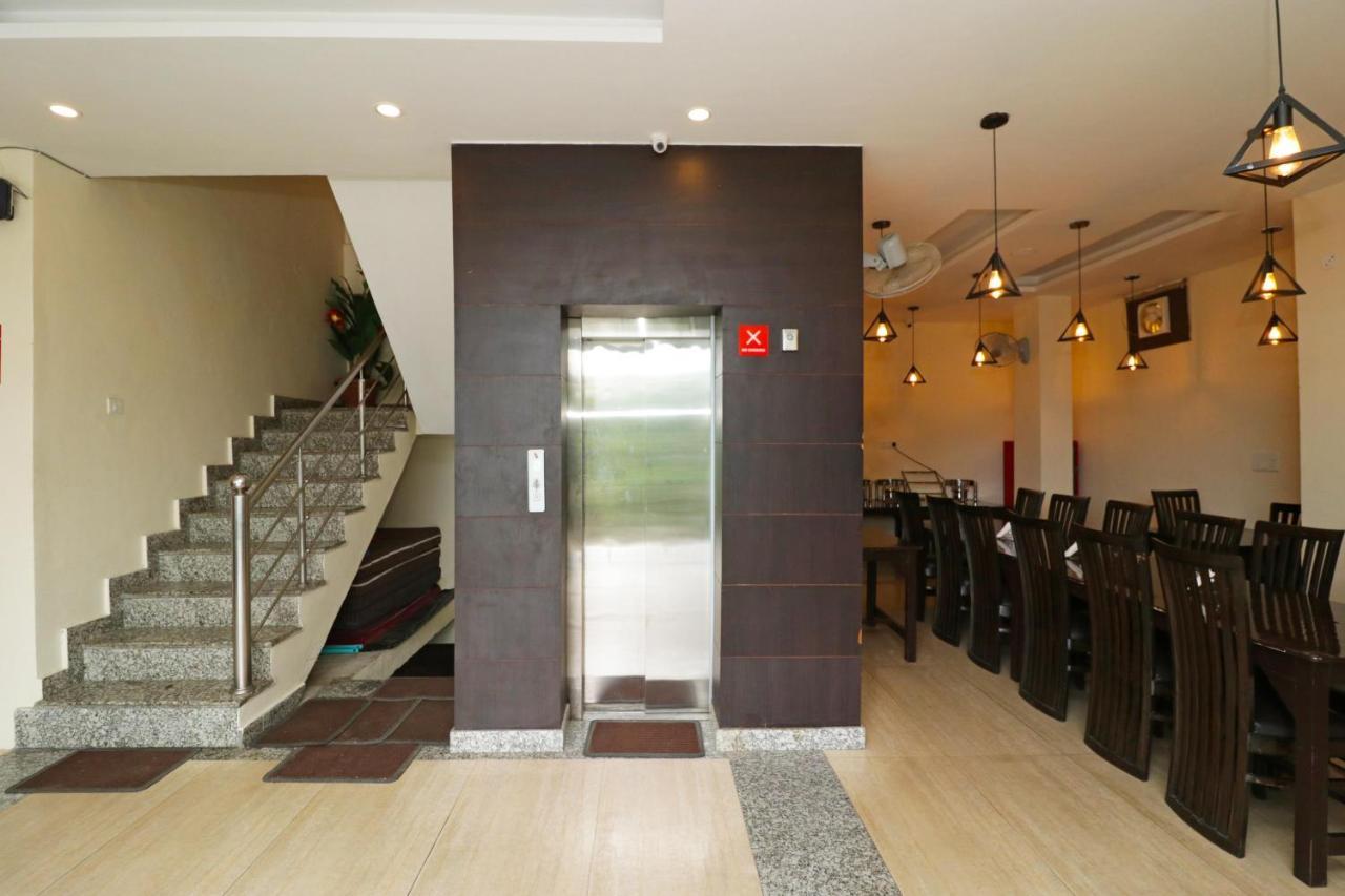 Hotel Mirage Residency - Hill View In 3*