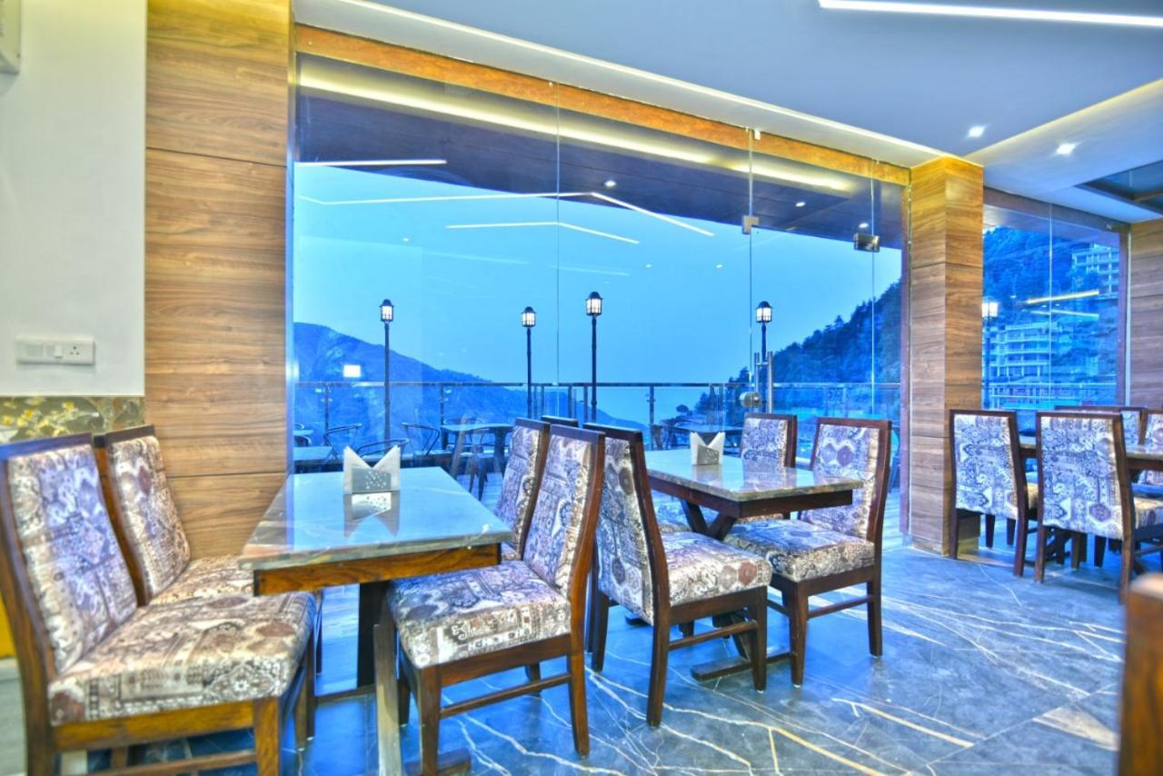 Navya Heights 3*