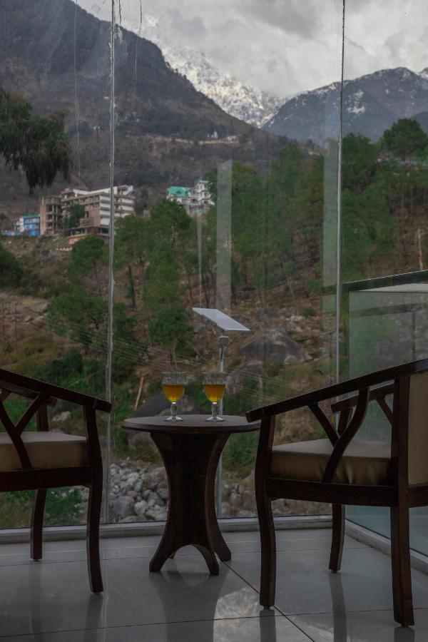 Hotel Manuni - Riverside