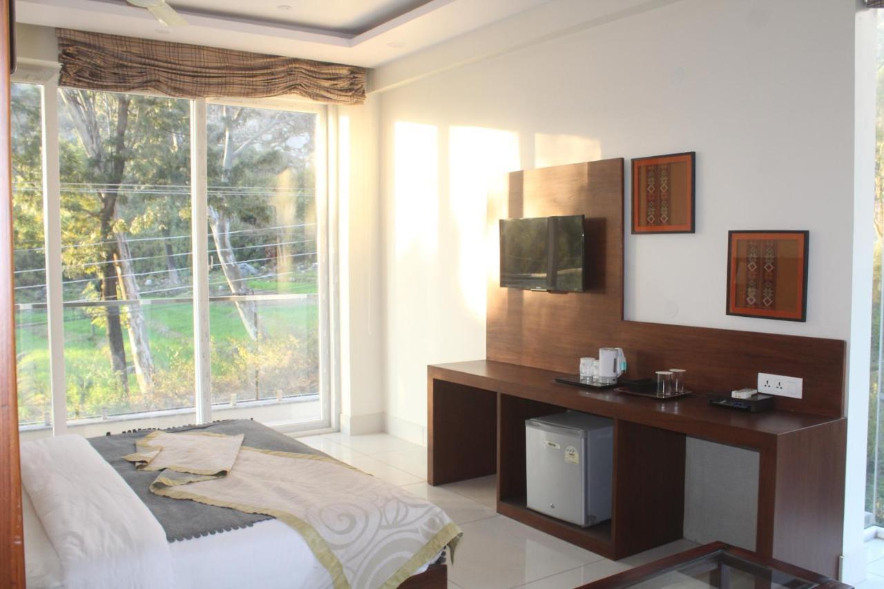 Hotel Manuni - Riverside