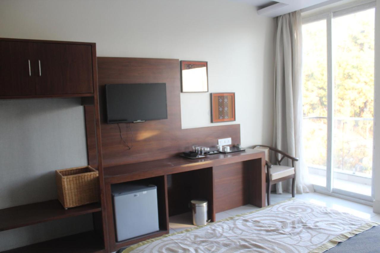 Hotel Manuni - Riverside 3*