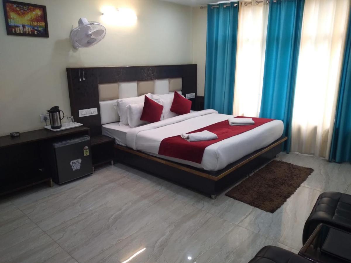 Mountain View Heights 4*