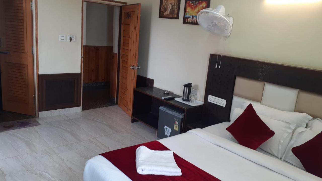 Mountain View Heights 4*