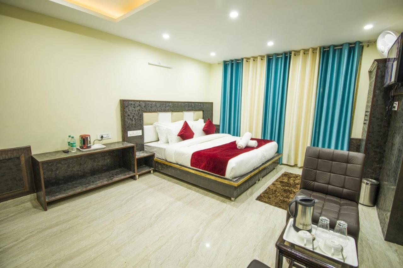 Mountain View Heights 4*