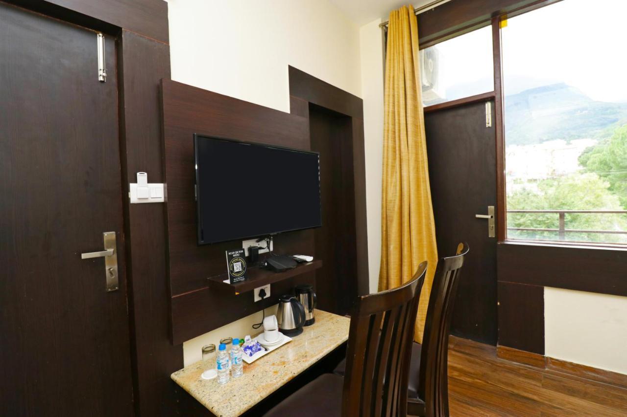 Mirage Residency - Hill View In Hotel