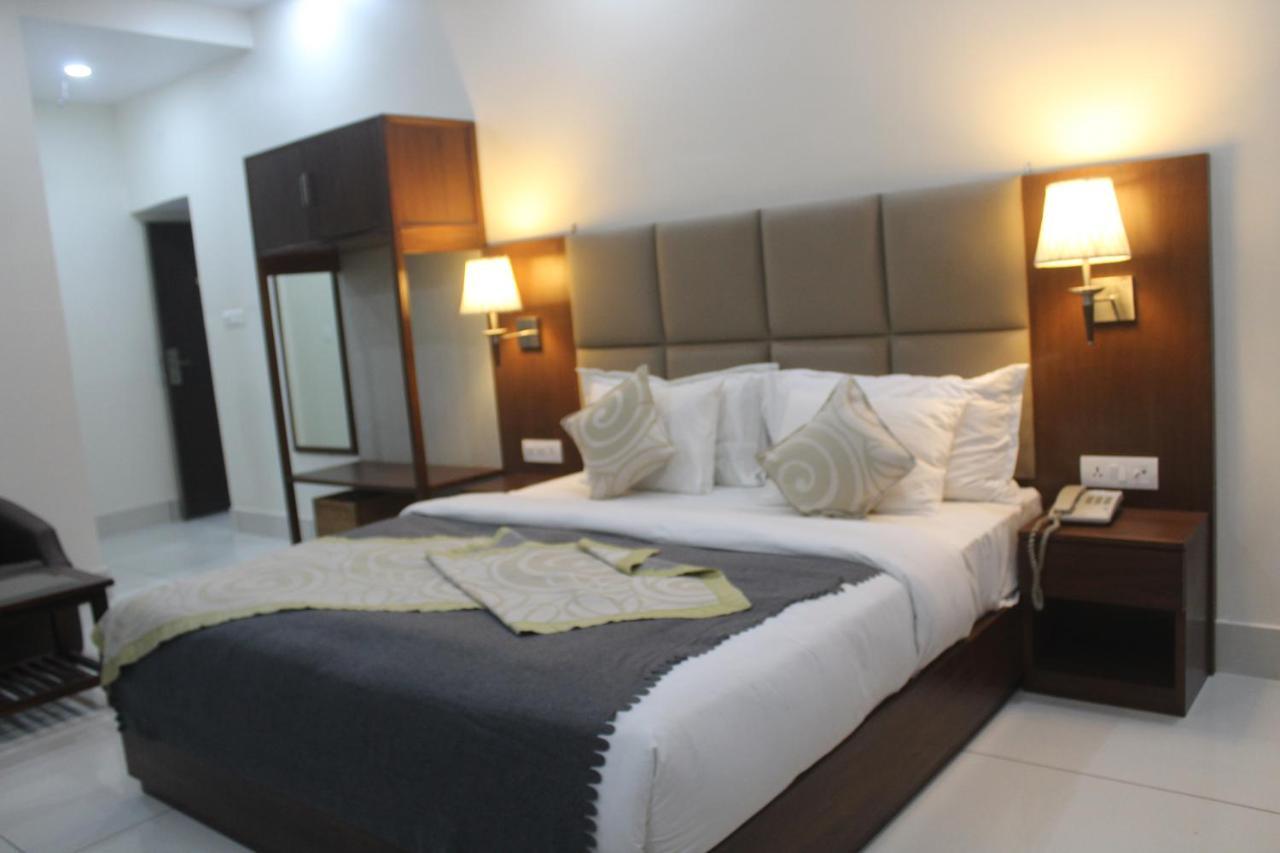 Manuni - Riverside Hotel Dharamshala