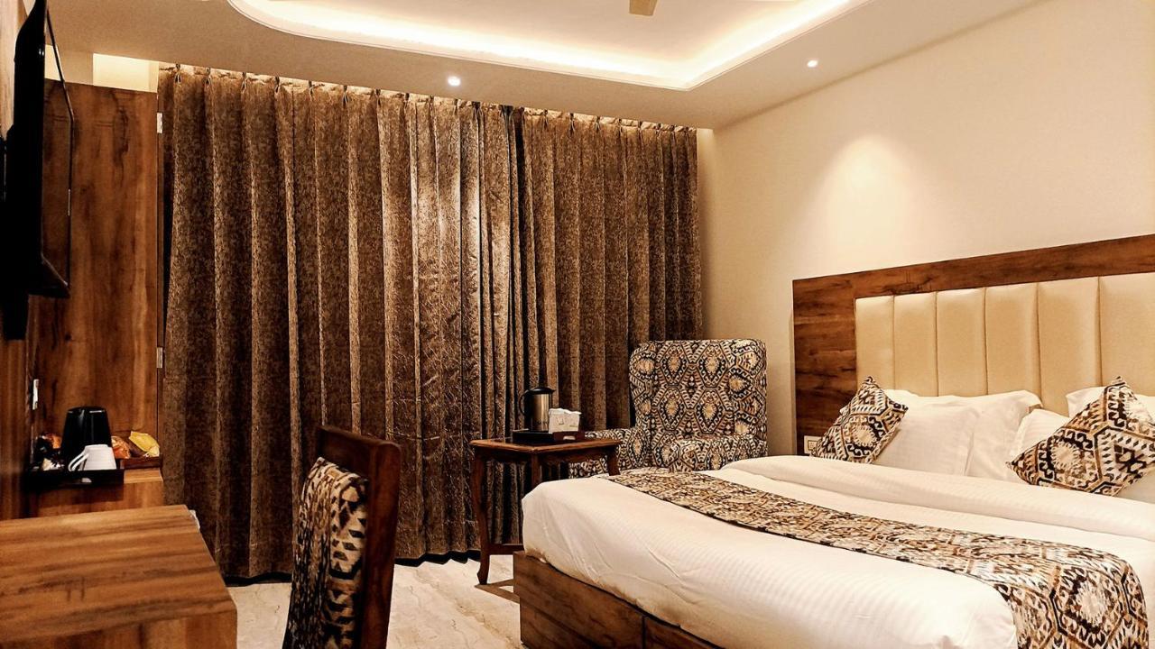 Hotel Classic Hills 3*