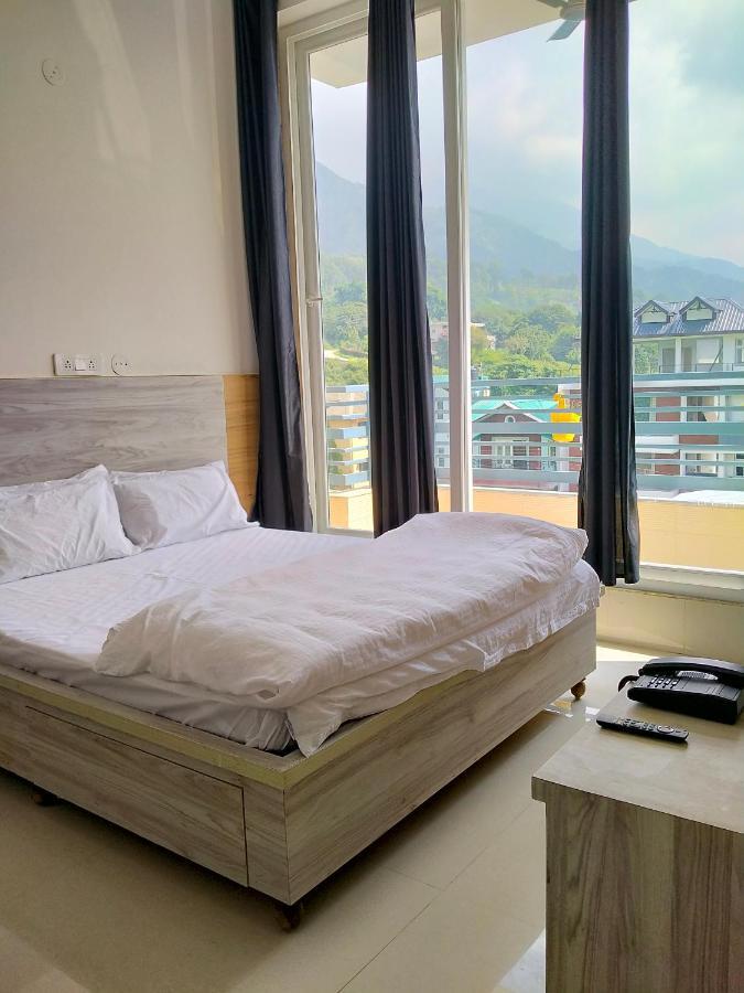 Luxury With Pool Lift 5g Free Parking * Dharamshala