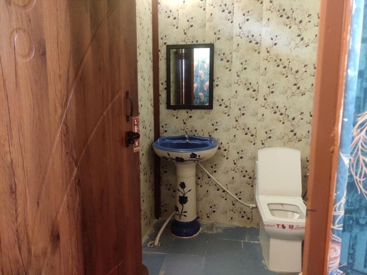 Hotel Nirbana Heights 3*