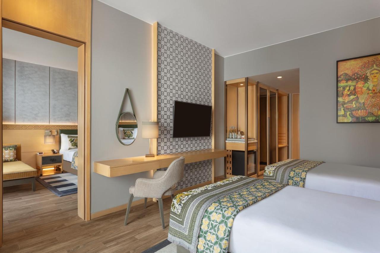 Hyatt Regency 5*