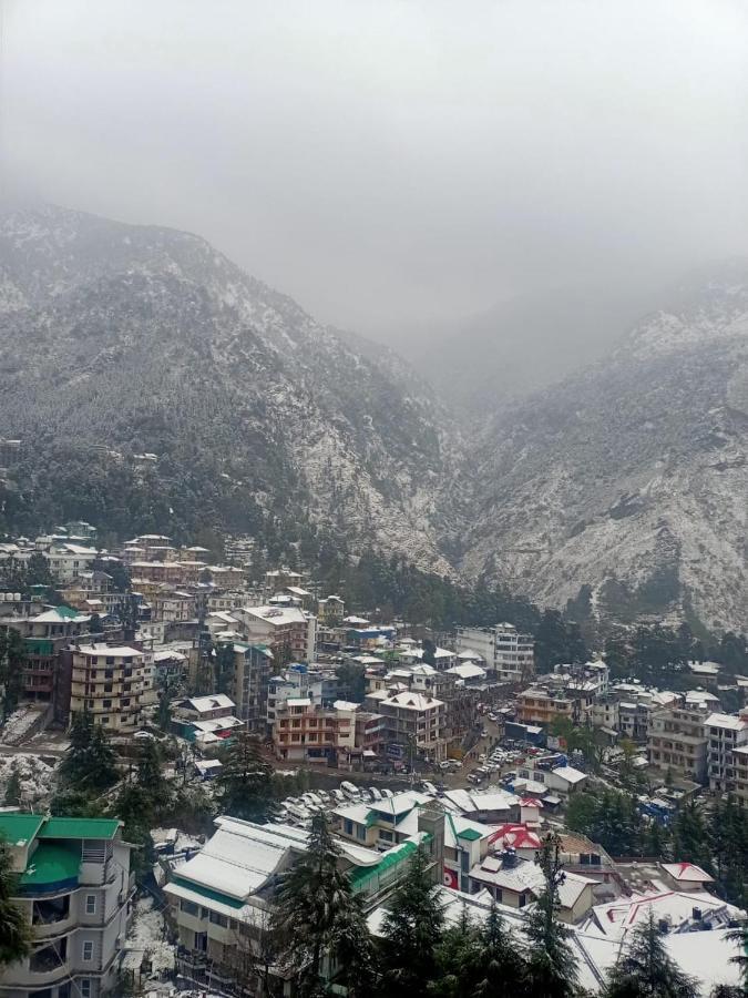 Natures Feast Hotel Dharamshala
