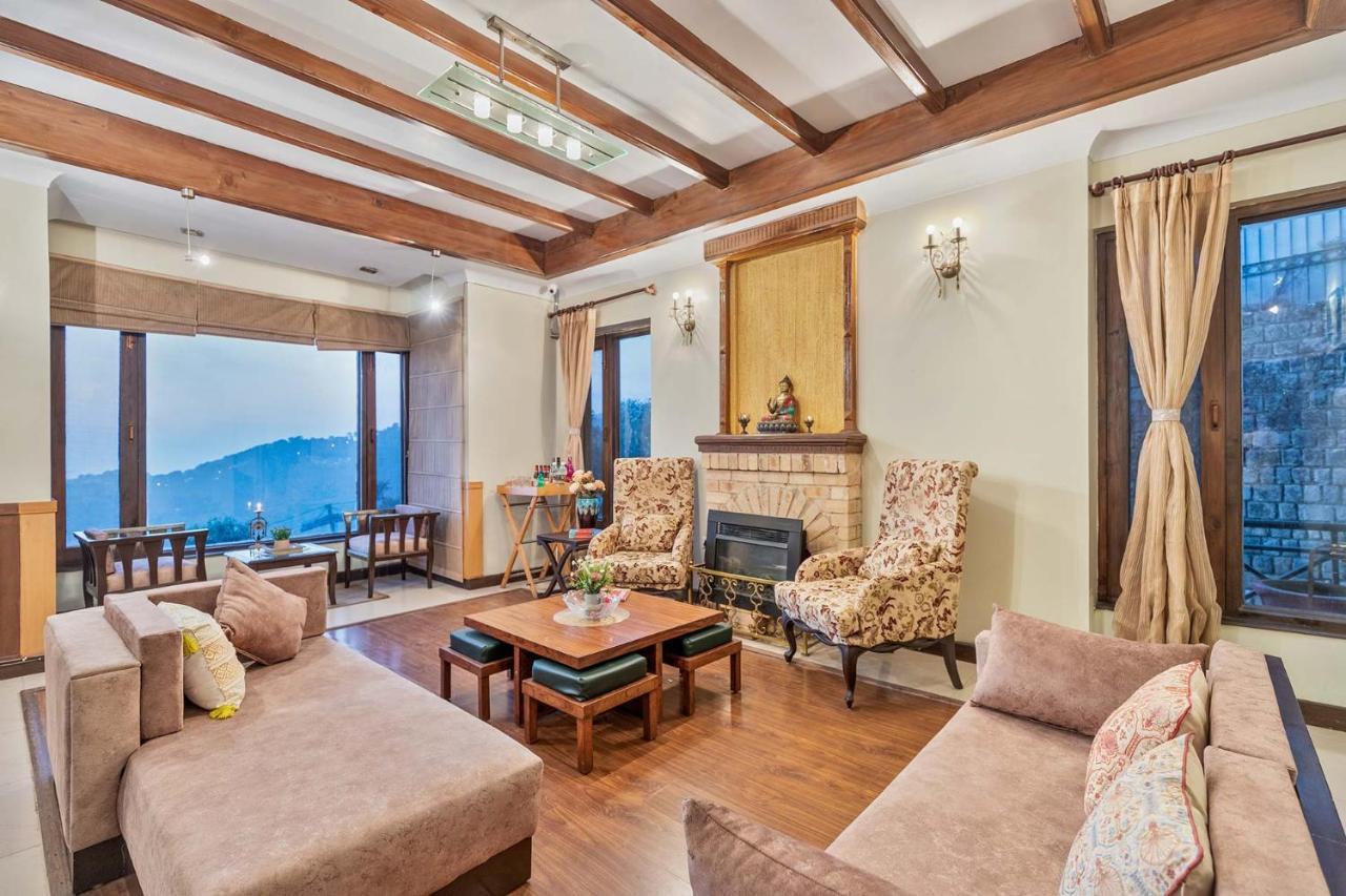 Stayvista At Stonehill Manor With Outdoor Sitting, Bonfire