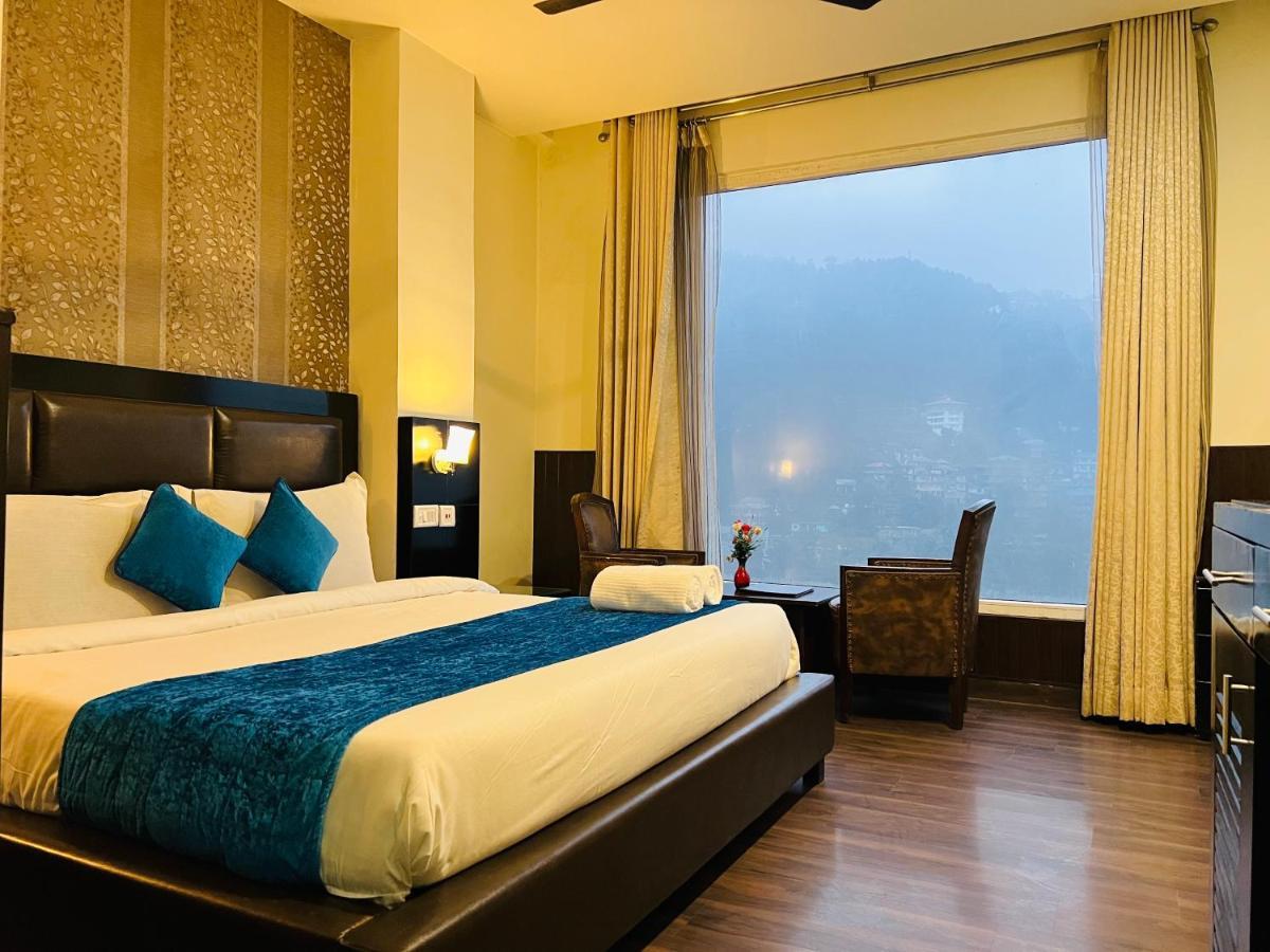 Eagle Nest Hotel