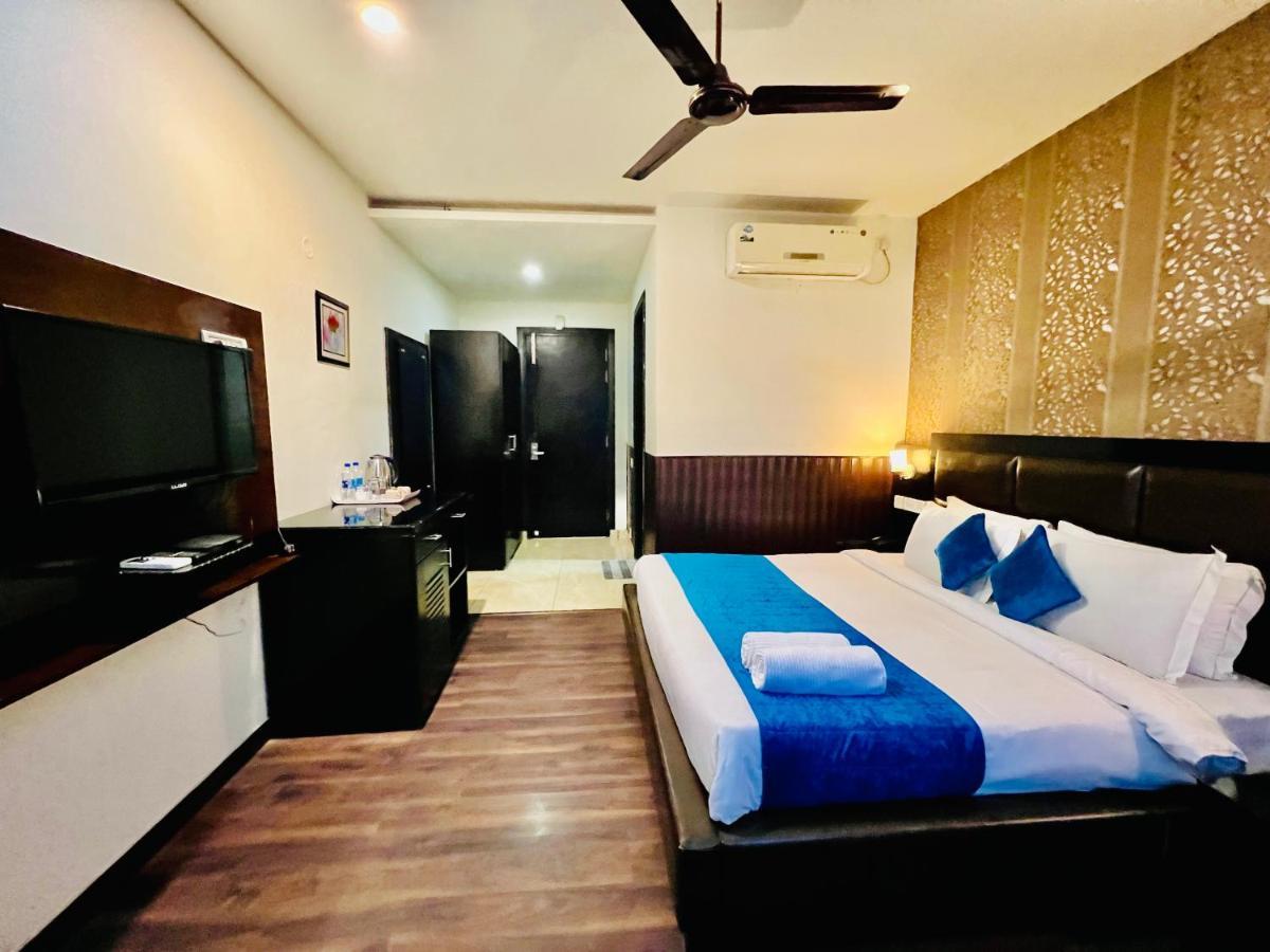 Eagle Nest Hotel 4*