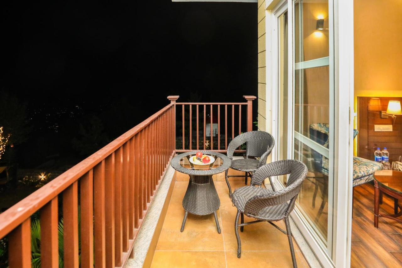 Regenta Exotica On Hilltop 4*