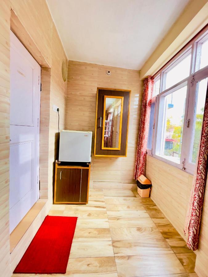 Hotel Grand View And Restaurant Dharamshala