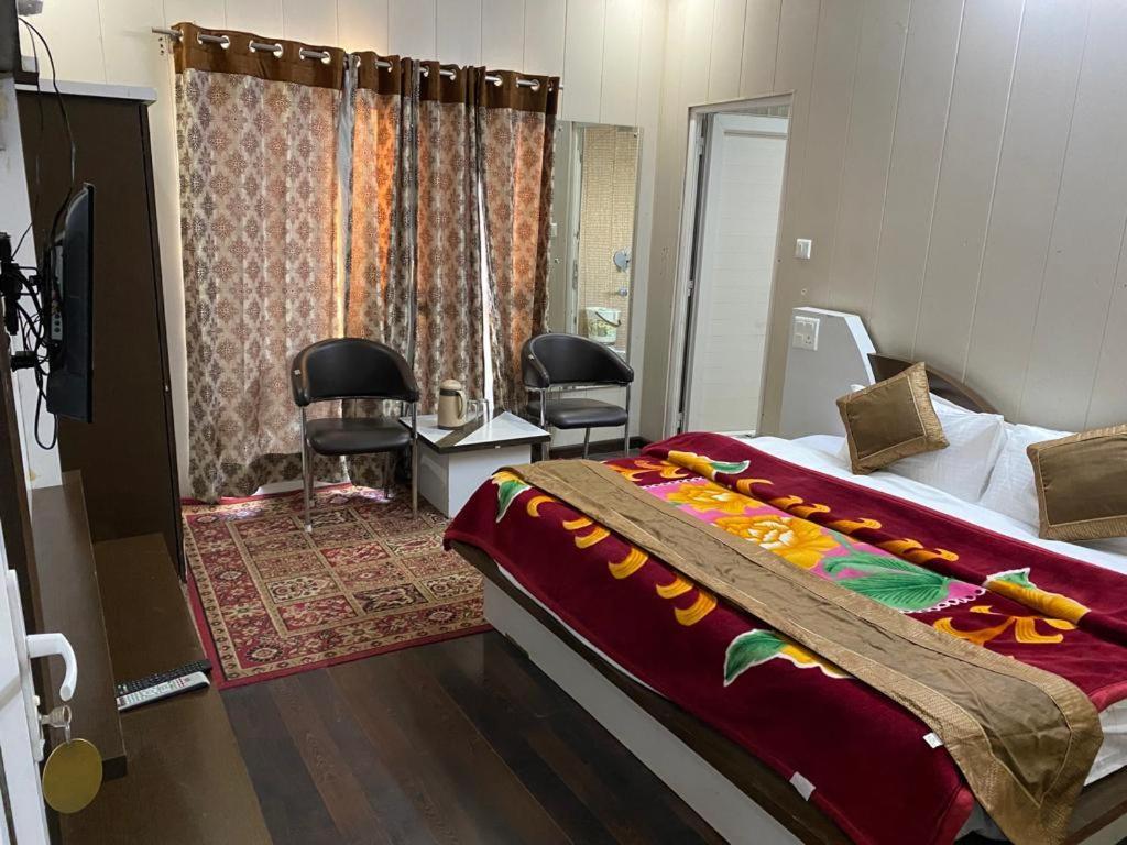 Vakratunda Hotel 4*