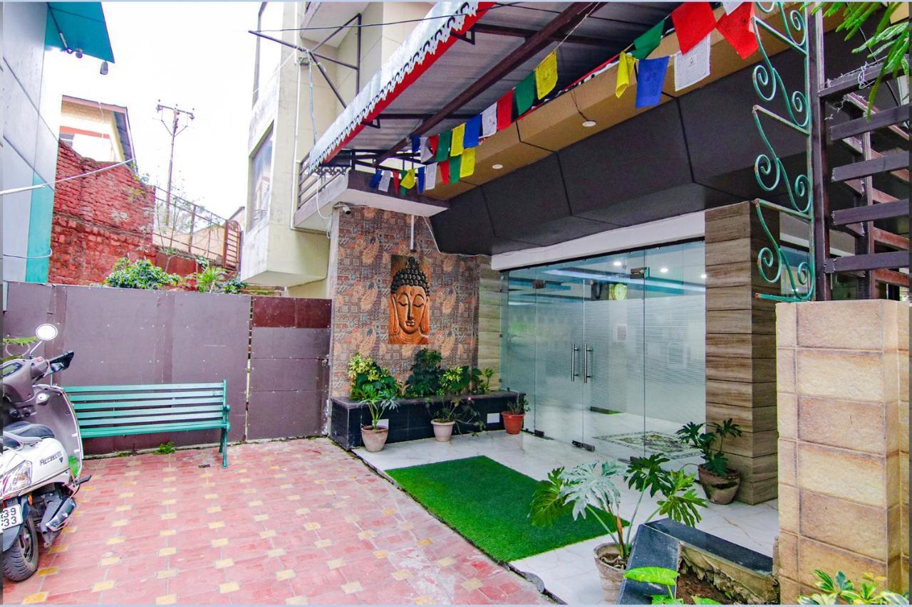 City Plaza Hotel