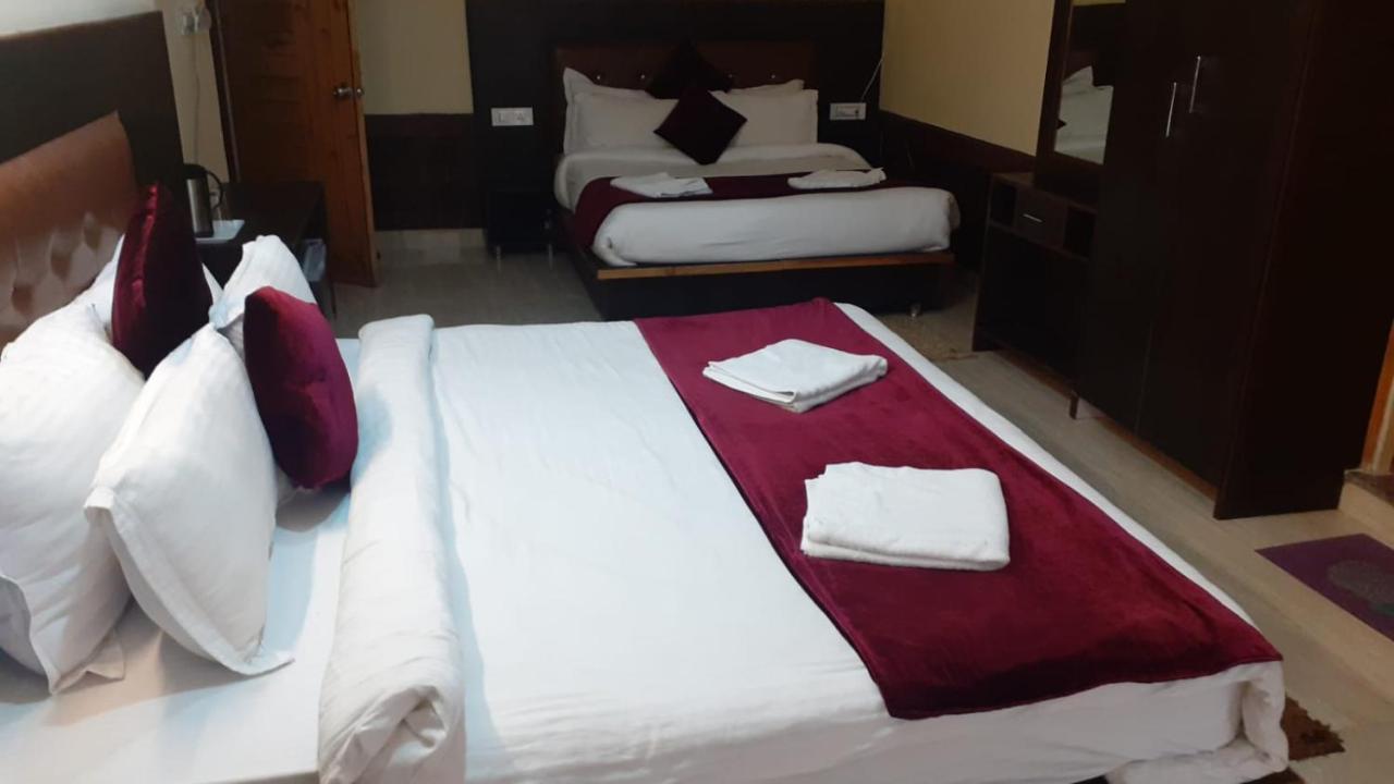 Vella Mrina Group Of Edge Dharamshala