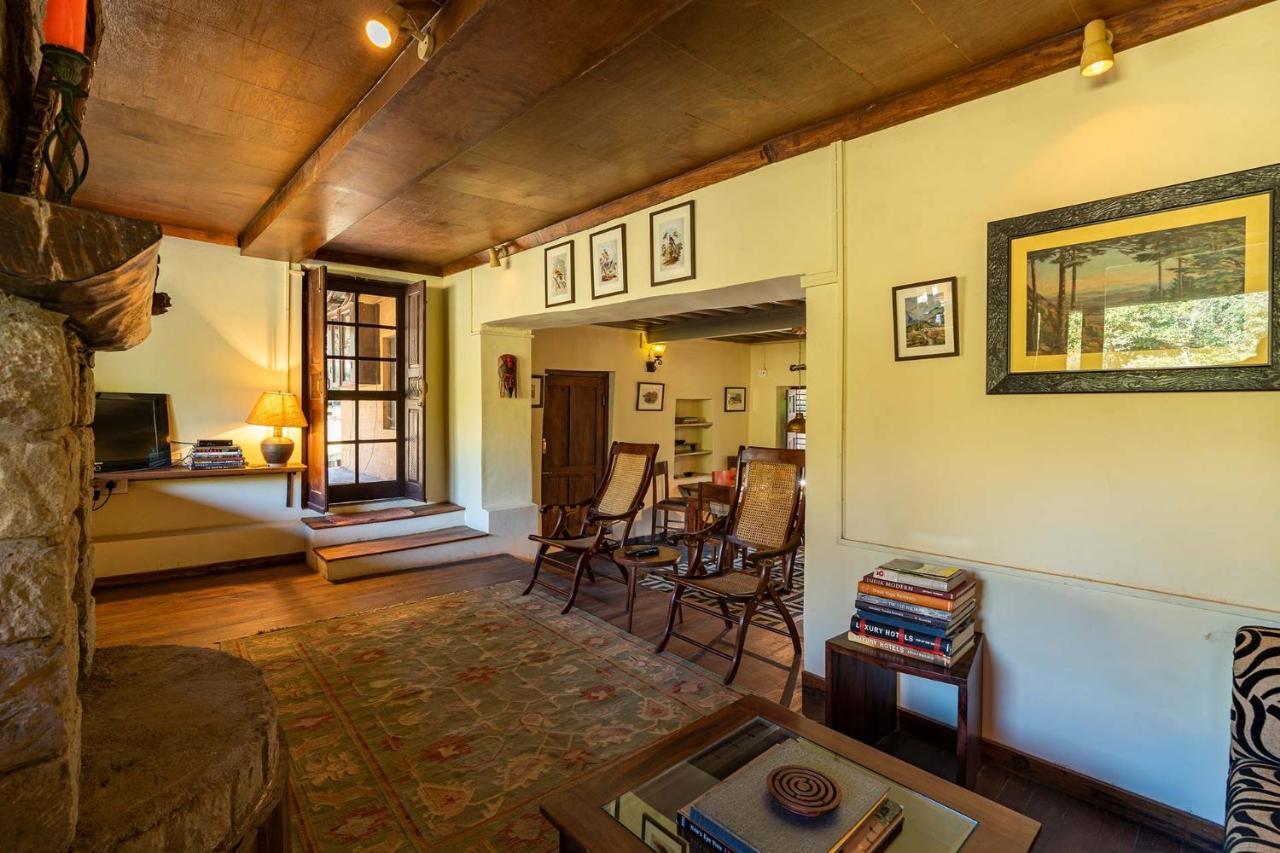 Stayvista At Tea House With Fragrant Tea Gardens Villa Dharamshala