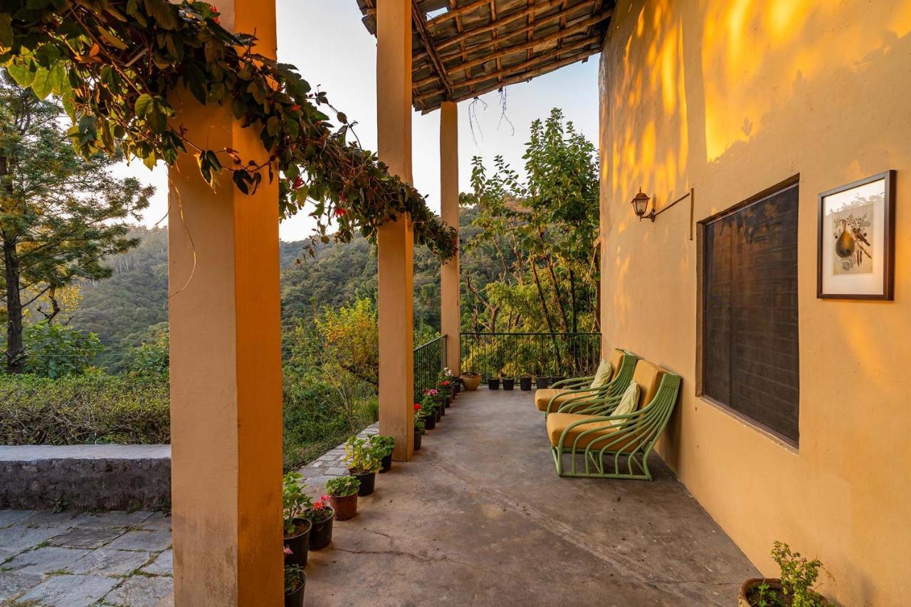 Villa Stayvista At Tea House With Fragrant Tea Gardens *