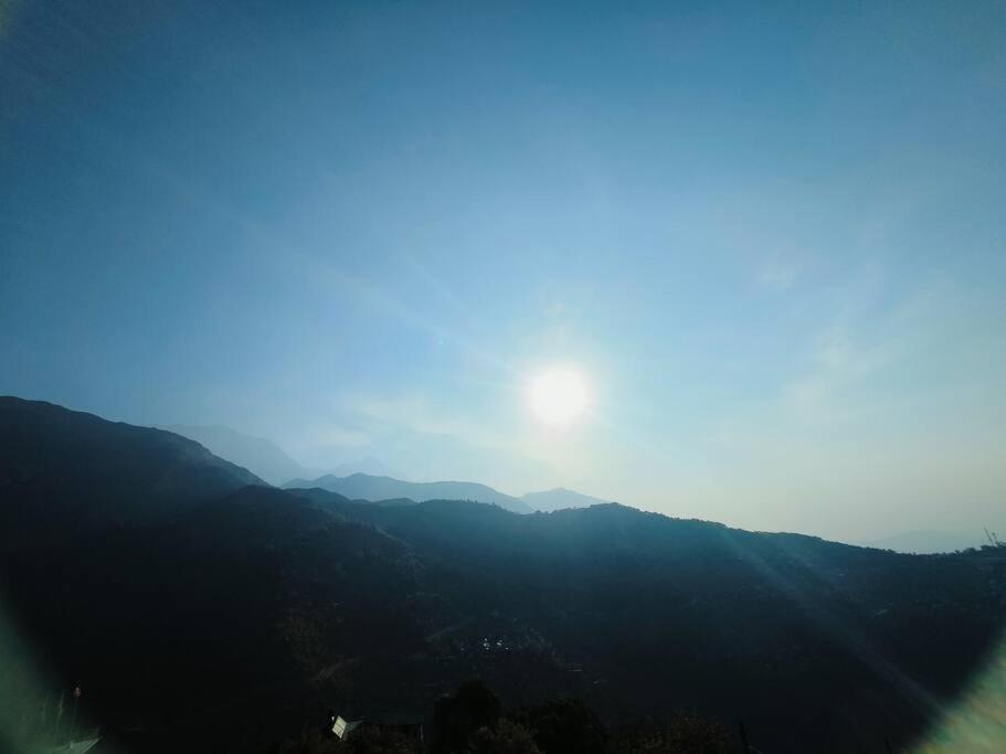 Blue Hills Sunrise Loft #1 * Dharamshala