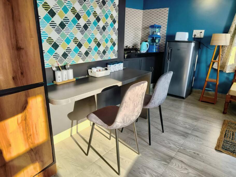 Blue Hills Sunrise Loft #1 *