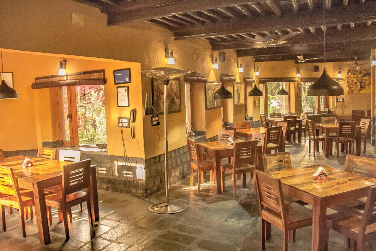 Prakriti Aalay - Riverside Mountain View Boutique Eco Resort 4*