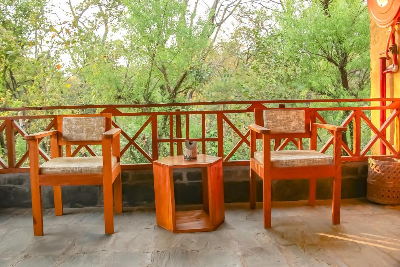 Prakriti Aalay - Riverside Mountain View Boutique Eco Resort