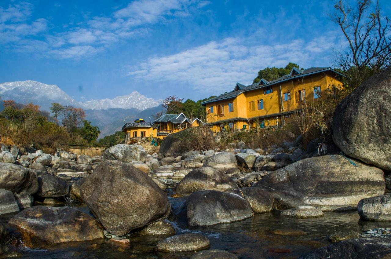 Prakriti Aalay - Riverside Mountain View Boutique Eco Resort 4*