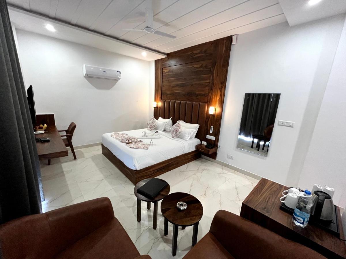 Hotel Click Collection The Abode, Dharamshala
