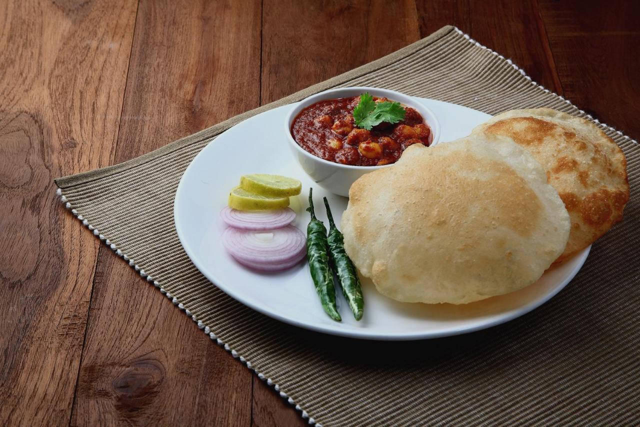 Oyo Chandni