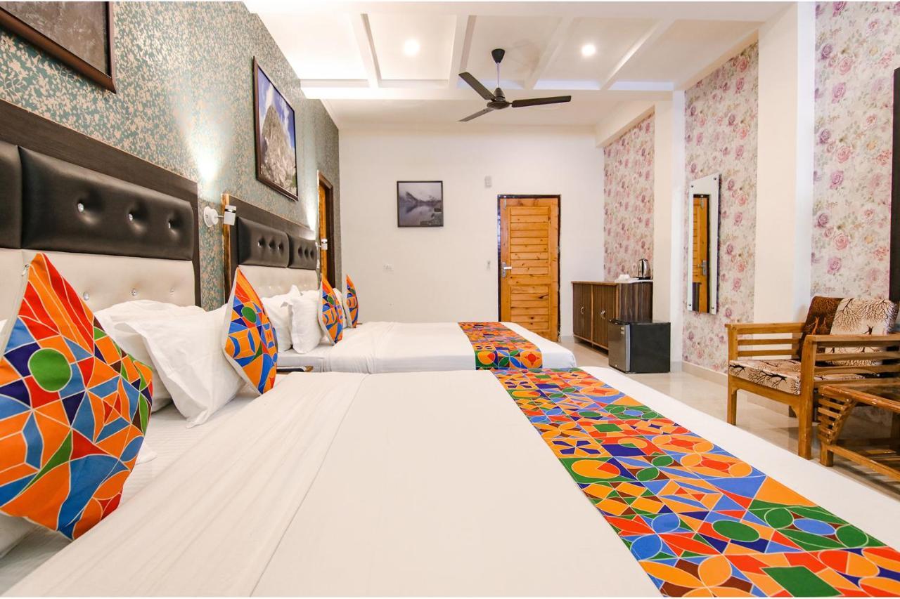 Hotel Fabhotel Rakus Place 3*