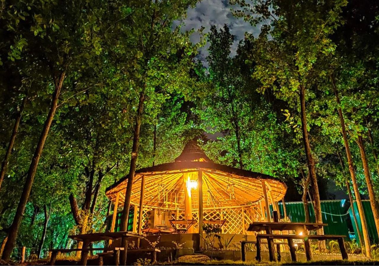 Dev Bhoomi Farms & Resort 4*