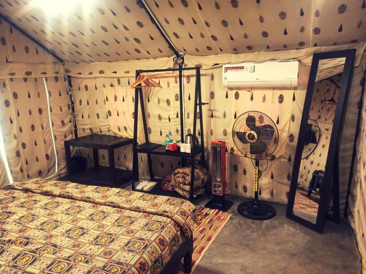 Dev Bhoomi Farms & 4*