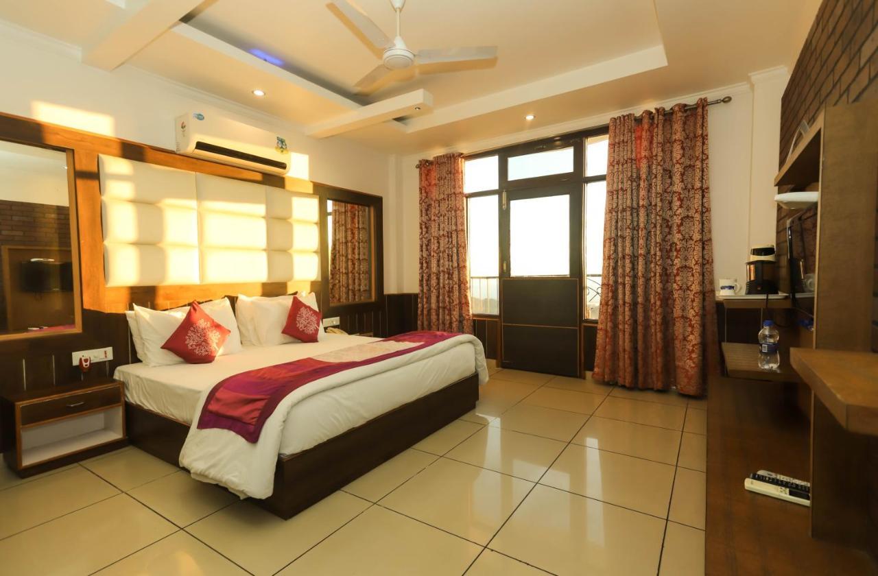 Pong View Hotel