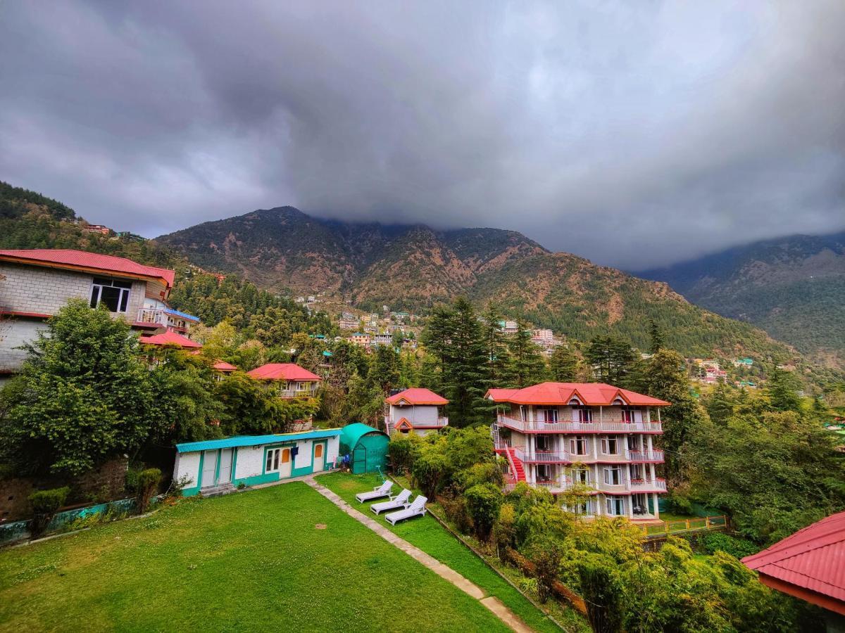 Gagan * Dharamshala