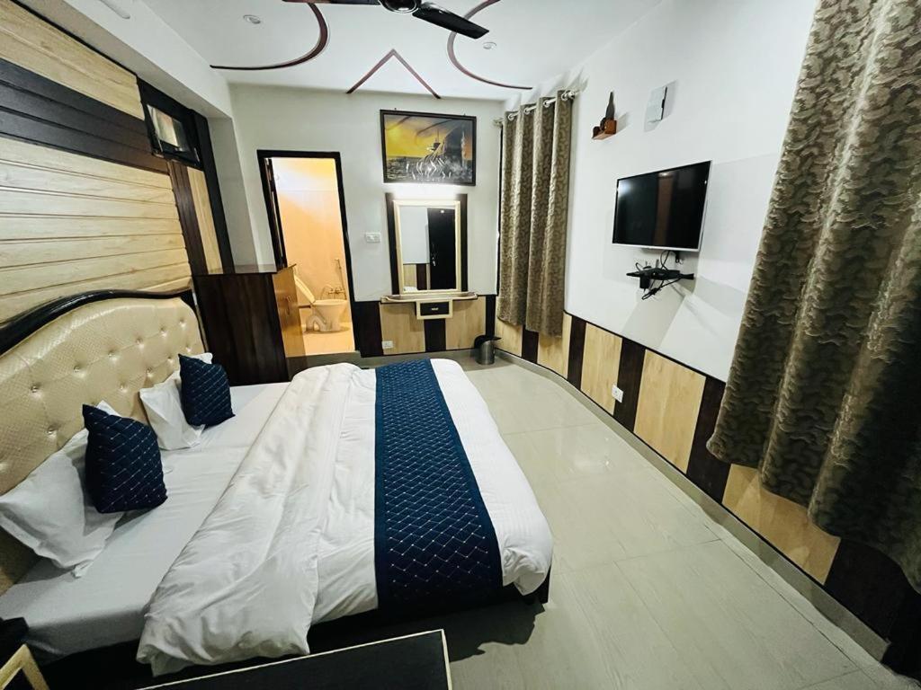 Devdar Hotel