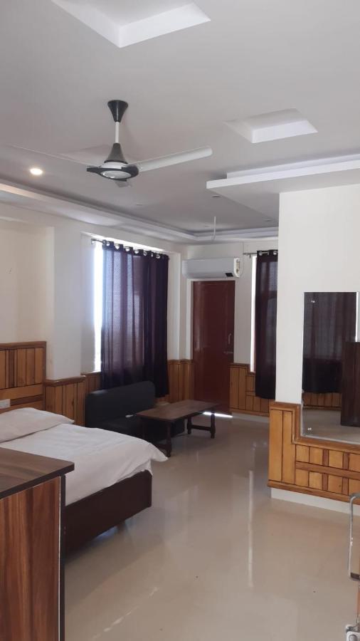 Devdar Hotel 3*