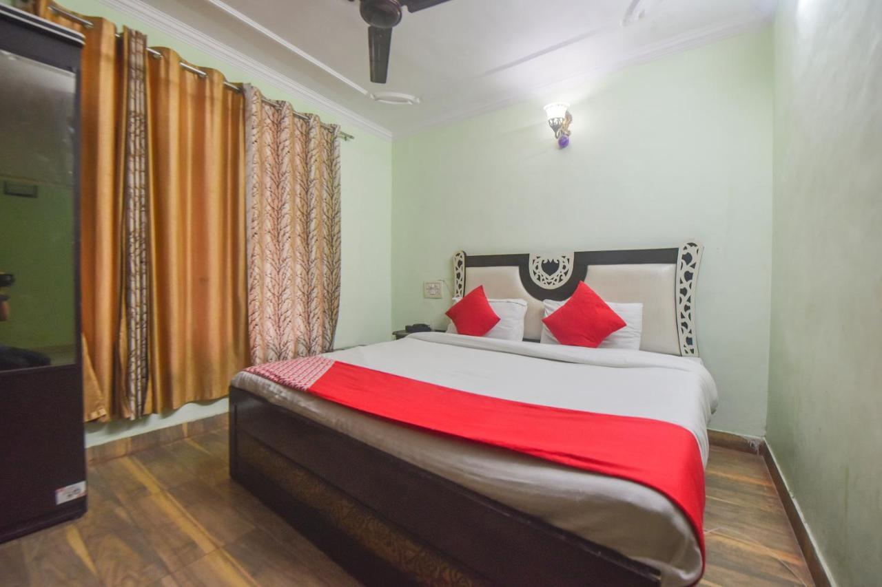 Hotel Oyo Shanti 3*