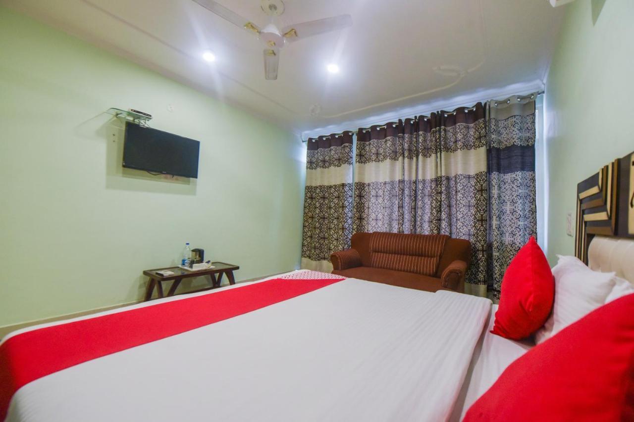Oyo Shanti 3*