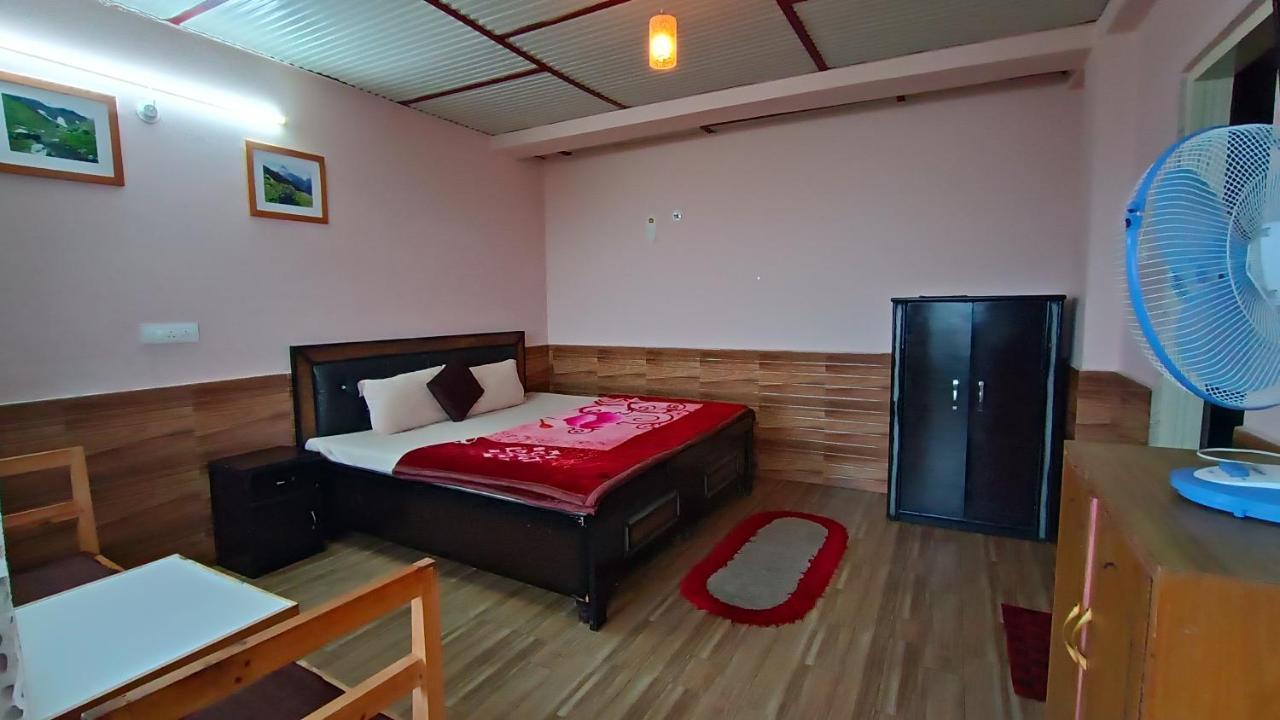 Homestay Sahaj Homestay Naddi Dharamshala