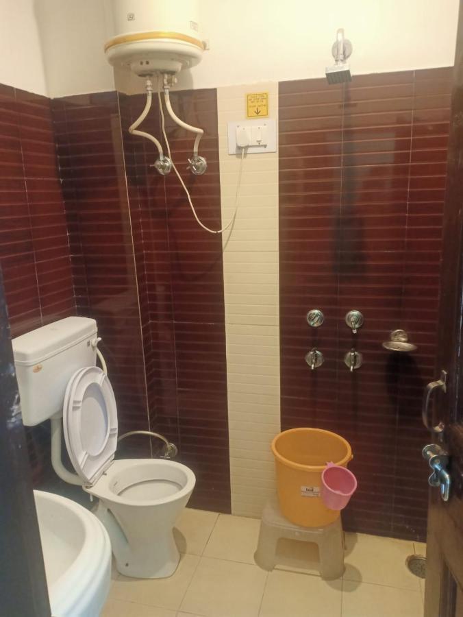 Aman Guest house *