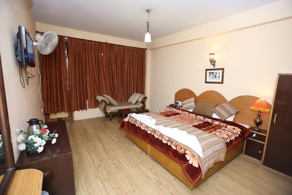 Natraj Manali Dharamshala